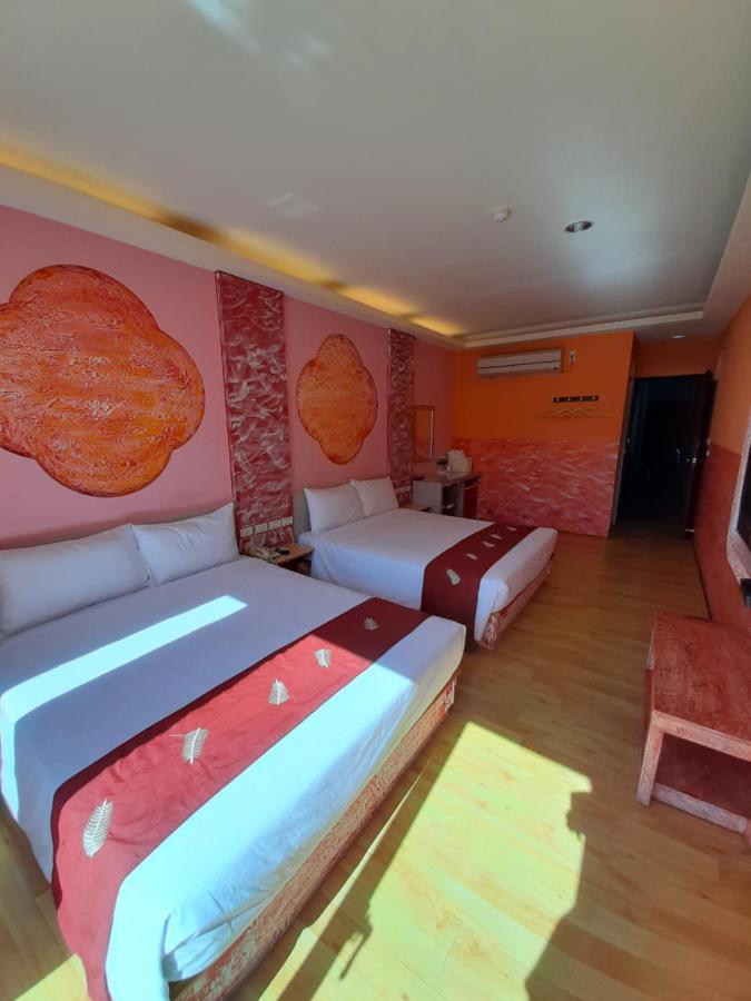 Apartament 墾丁大街 皇佳旅店 Zewnętrze zdjęcie